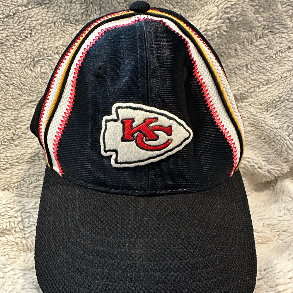 Vintage Kansas City Chiefs NFL Bud Light Cap Hat